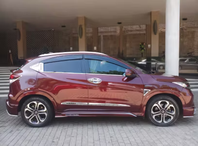 Honda Vezel - Ceylon Travel Lanka Fleet